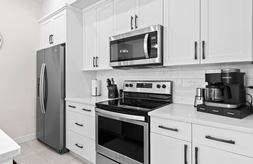 Sun Peaks Condo | Modern & Cozy Condo w/Hot Tub!