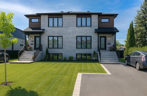 Saint-Hubert House | Modern Furnished House Near Dix30 & Downtown Montreal – Monthly Stays Welcome