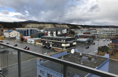 Whitehorse Condo | Modern luxury apartment in the center
