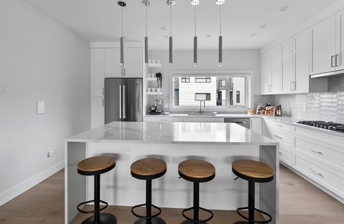 Okanagan-Similkameen House | Modern Luxury Townhouse Large rooftop & Elevator with 4 bedrooms
