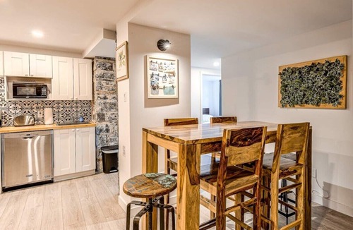 Old Quebec Apartment | Modern Meets Rustic- 2 Bedroom in Old Quebec