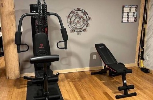 Lone Butte Apartment | Modern one bedroom suite in the cariboo with a gym