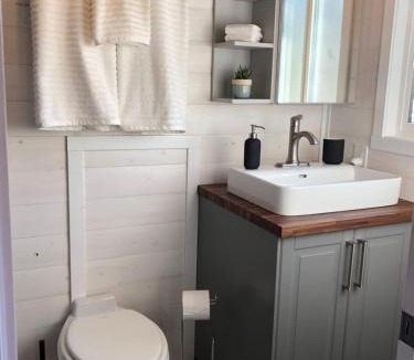 Lemon Creek House | Modern Private Tiny House in the Forest