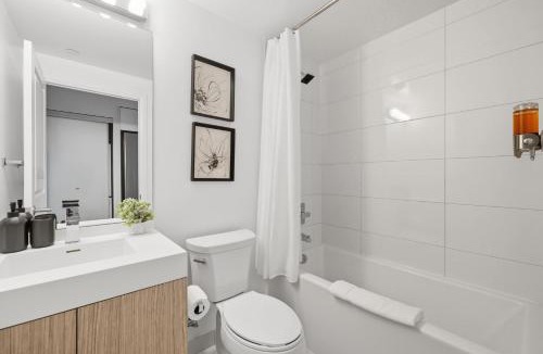 Garden District Apartment | Modern Studio-Style Condo in Downtown Toronto