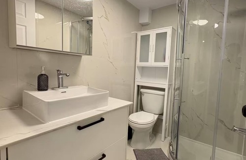 Cote-Des-Neiges—Notre-Dame-De-Grace Apartment | Modern Studio w/Patio & BBQ | Parking Included