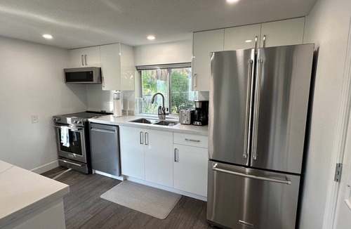 Garibaldi Highlands House | Modern suite in Garibaldi Highlands, near all outdoors fun and 45m to whistler