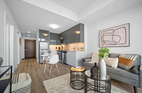 Kitchener Apartment | Modern Suite with City Views