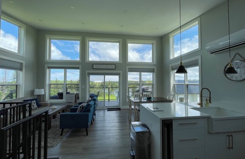 Bayview Cottage | Modern Water Front Cottage Close To Cavendish Beach!