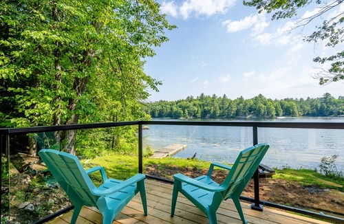 Georgian Bay Cottage | Modern Waterfront road access cottage awaits!
