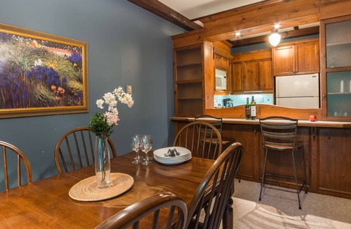 Mont-Tremblant Condo | Mont-Tremblant - Les Manoirs 102-3