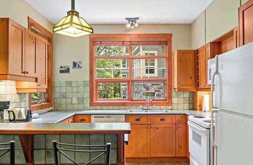 Tremblant-Les-Eaux Condo | Mont-Tremblant - Tremblant-Les-Eaux 203-02
