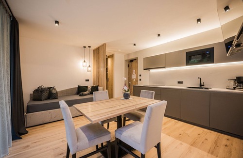 Villabassa Apartment | Montanaris Alpine~Active~RelaxThe base camp with pool and saunas in the Dolomites.