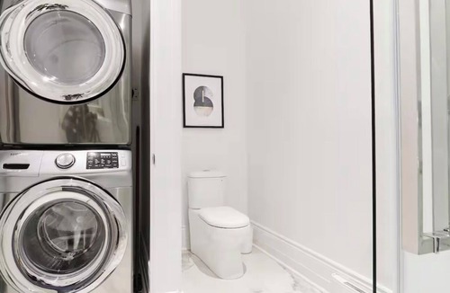 Little Italy House | Montréal Spacious Elegant 4BR Villa House Comfy 4 Family & Groups