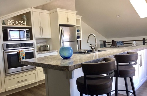 Cardigan House | Morley’s Marina Loft