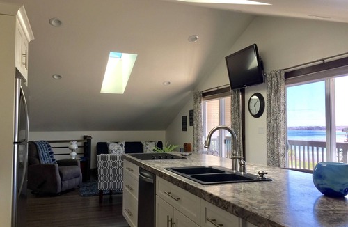 Cardigan House | Morley’s Marina Loft