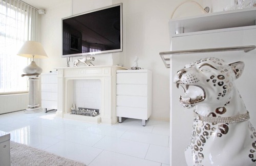Grachtengordel-West Apartment | Most exclusive penthouse at canals in City Centre