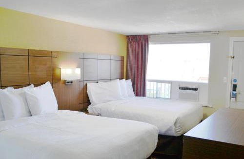 Campbellford Hotel | Motel 6 Campbellford, ON
