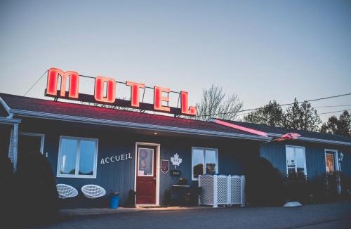 Kamouraska Hotel | Motel Cap Blanc
