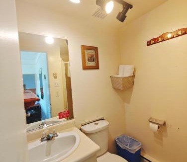 Saint-Sauveur Hotel | Motel des Pentes et Suites
