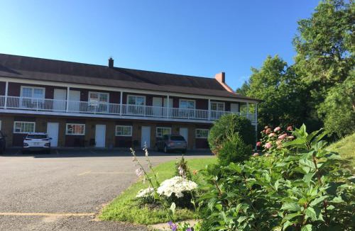 Sherbrooke Hotel | Motel le Sabre