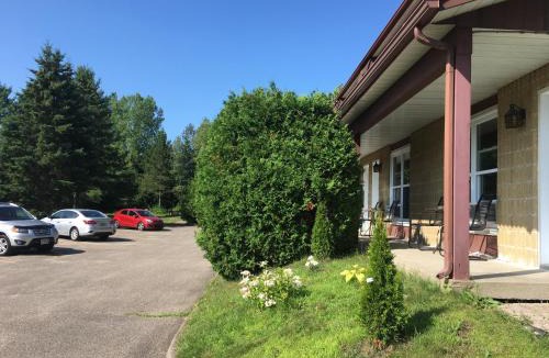 Sherbrooke Hotel | Motel le Sabre