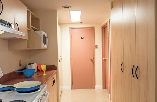 Clayton Park Hostel | Mount Saint Vincent University Residence - Hostel