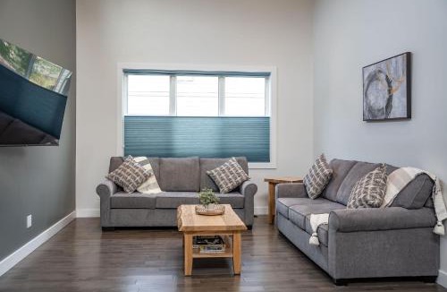 Revelstoke House | Mountain Dreams - Revelstoke Home Near RMR