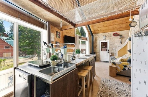 Sunshine Valley Cabin | Mountain Escape Lodge with Saunan