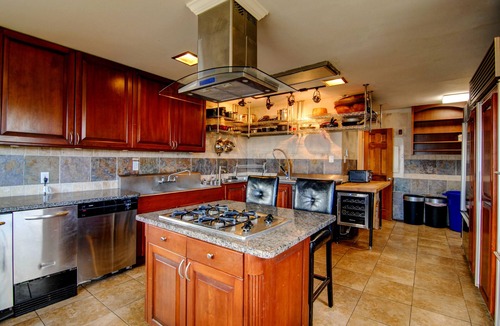 Granby House | Mountain Estate Casa Vista Weddings & Retreats/Sleeps 36/+Free Week in Belize