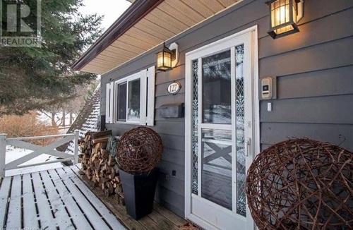 Kimberley Ski Chalet | Mountain Hideaway Cottage
