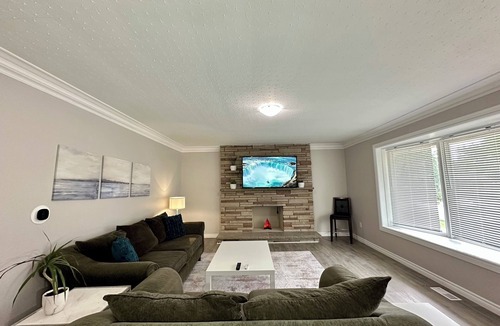 Glenridge House | Mountain View House - Sleeps 14