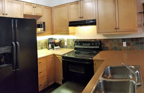 Canmore Condo | Mountain Views, Downtown Loft, Family Friendly, Walker's Paradise.