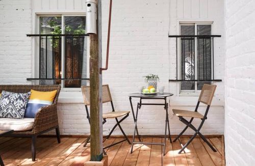Plateau Mont Royal Apartment | MtlVacationRentals - MTL ZOO