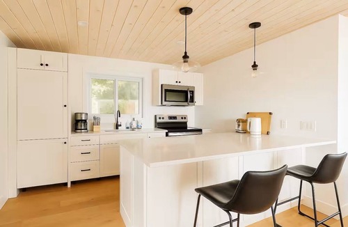 Utterson Cottage | Muskoka Waterfront Cottage on Three Mile Lake