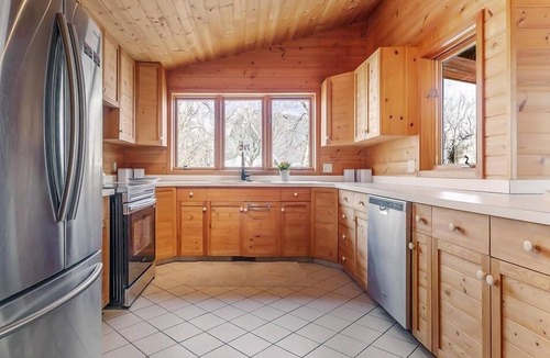 Saskatchewan Cottage | My Lovely Lakeview Cottage. Family Friendly With Access To The Lake.