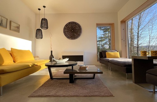 Les Collines-de-l'Outaouais Regional County Municipality Apartment | Nature Eco Suite in Wakefield Quebec.