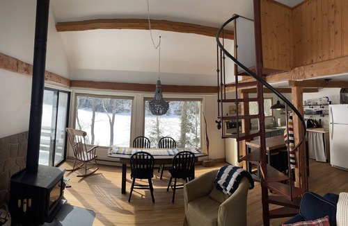 Kearney Cottage | Nature Lover’s Rustic Cabin, Kearney