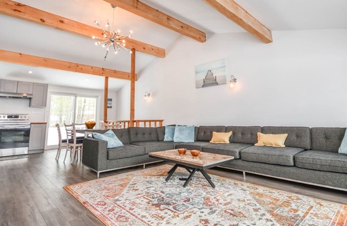 Tiny House | Nature's Cottage Tiny (Lafontaine Beach)
