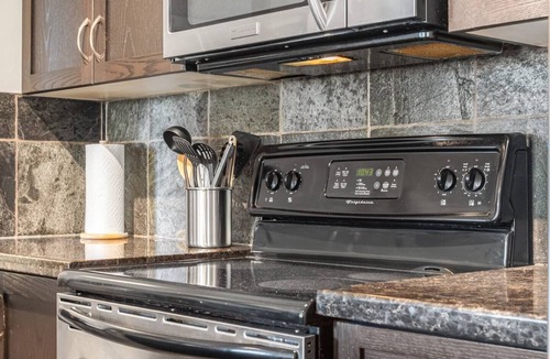 Southwest Calgary Apartment | Nature Symphony: 2BR, Pool, Hot Tub, Gym, Parking