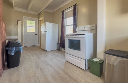 Yarmouth House | nCape Forchu Guest house