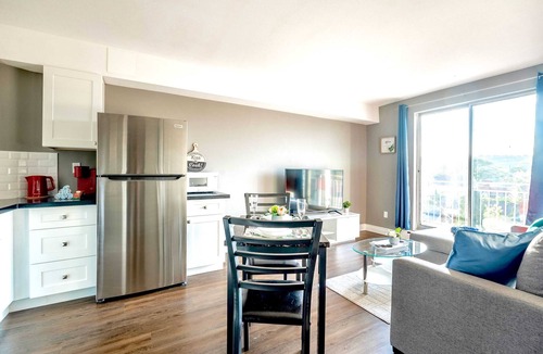 Rosedale Apartment | Near Downtown - Glenview West Apartment w Patio
