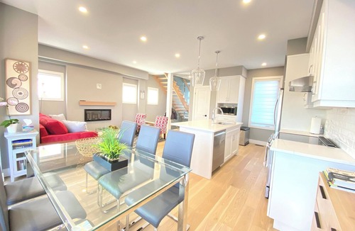 St. Catharines House | Near Ridley College