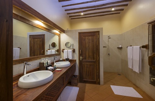 Ngorongoro Conservation Area Cabin | Neptune Ngorongoro Luxury Lodge
