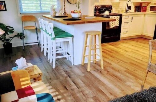 Jordan Apartment | Nestled in the heart of Wine country, on the Main St. in the Village of Jordan