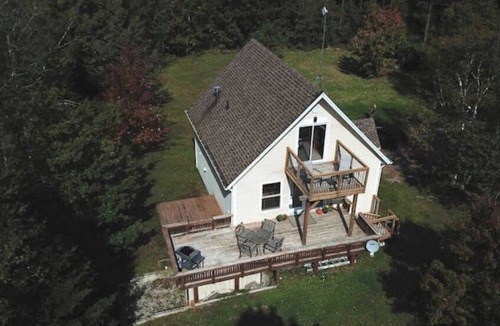 Brackley Beach Cottage | Nestled Woods by Brackley Beach