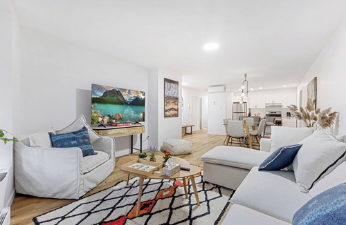Quartier des Spectacles House | NEW Boho Downtown 10 BIG bedrooms