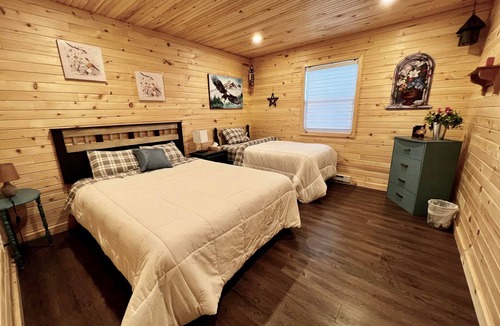 Gloucester County Ski Chalet | New Brunswick - Robertville close to Bathurst - nCan sleep 16