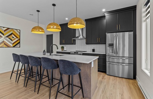 Terra Nova House | NEW | Golfers Dream | Modern | Patio | King Bed