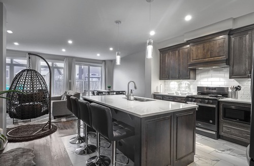 Carleton Place House | New Gorgeous Home In Carleton Place, Close to Beach BoatLaunch |20 Min To Ottawa