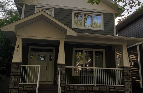 Saskatoon Downtown House | New Home for Business Exec, Professional or Family - Close to U of S and RUH